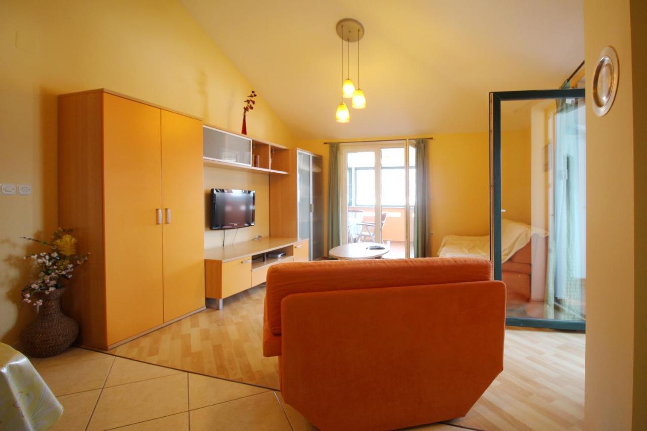 Apartments Pintar Zarok Baška Εξωτερικό φωτογραφία