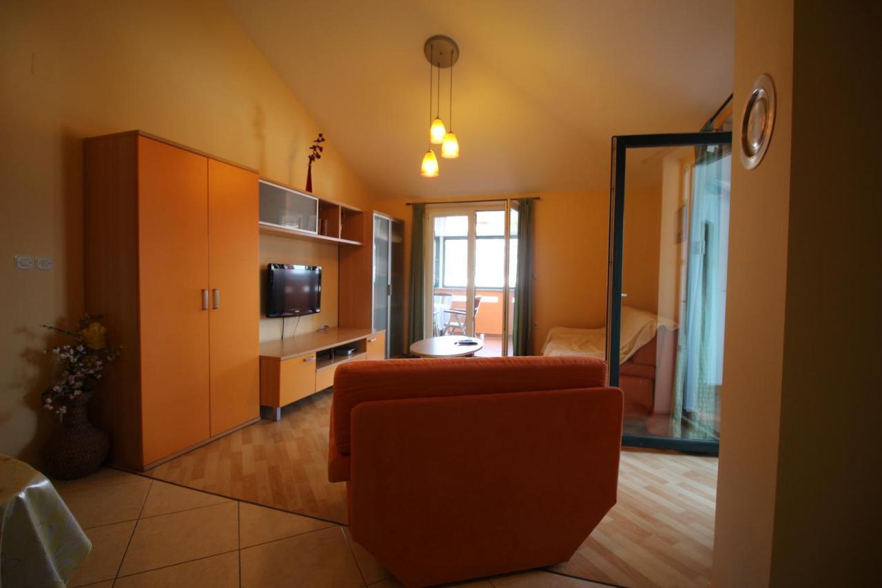 Apartments Pintar Zarok Baška Εξωτερικό φωτογραφία