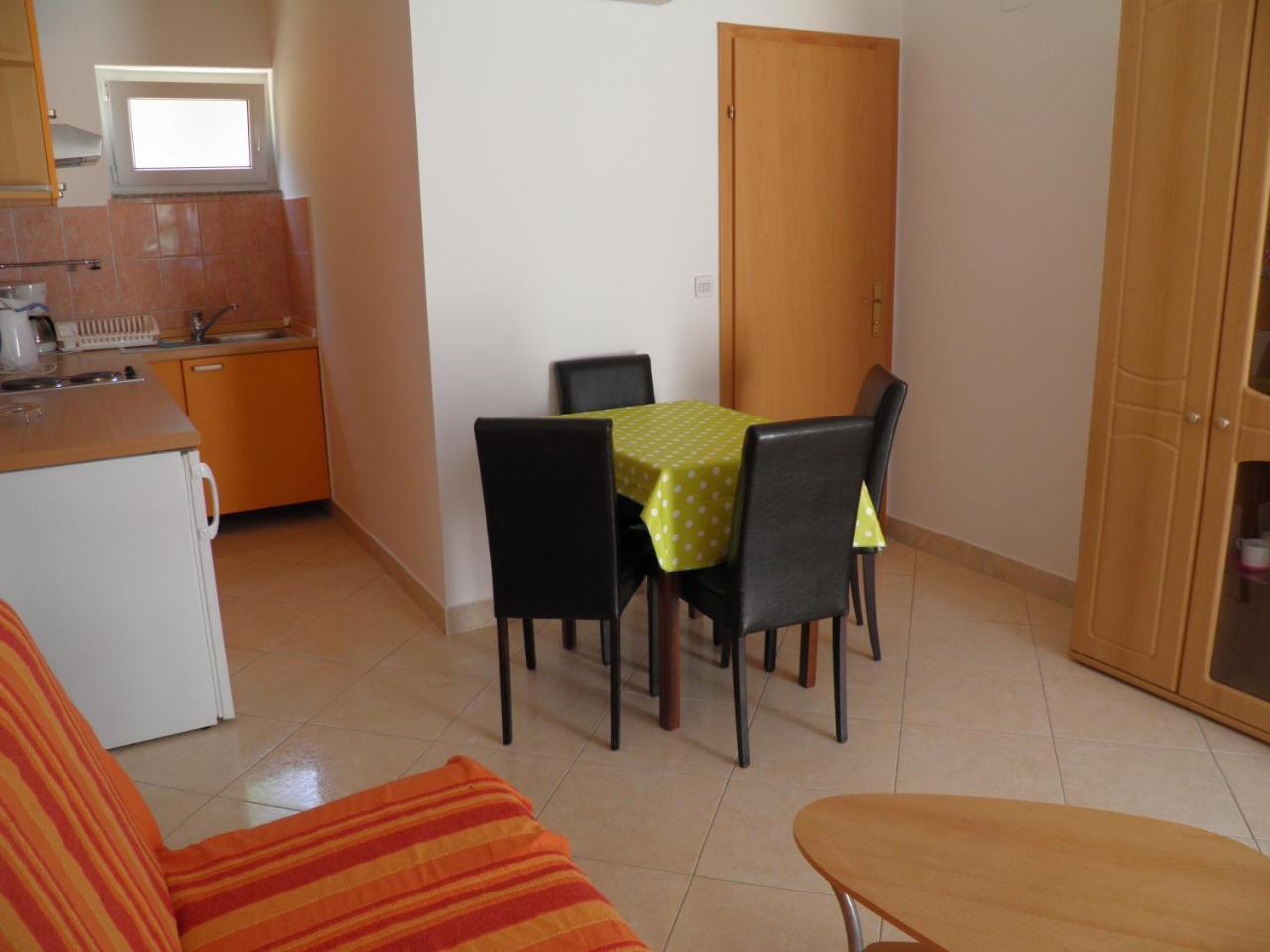 Apartments Pintar Zarok Baška Εξωτερικό φωτογραφία